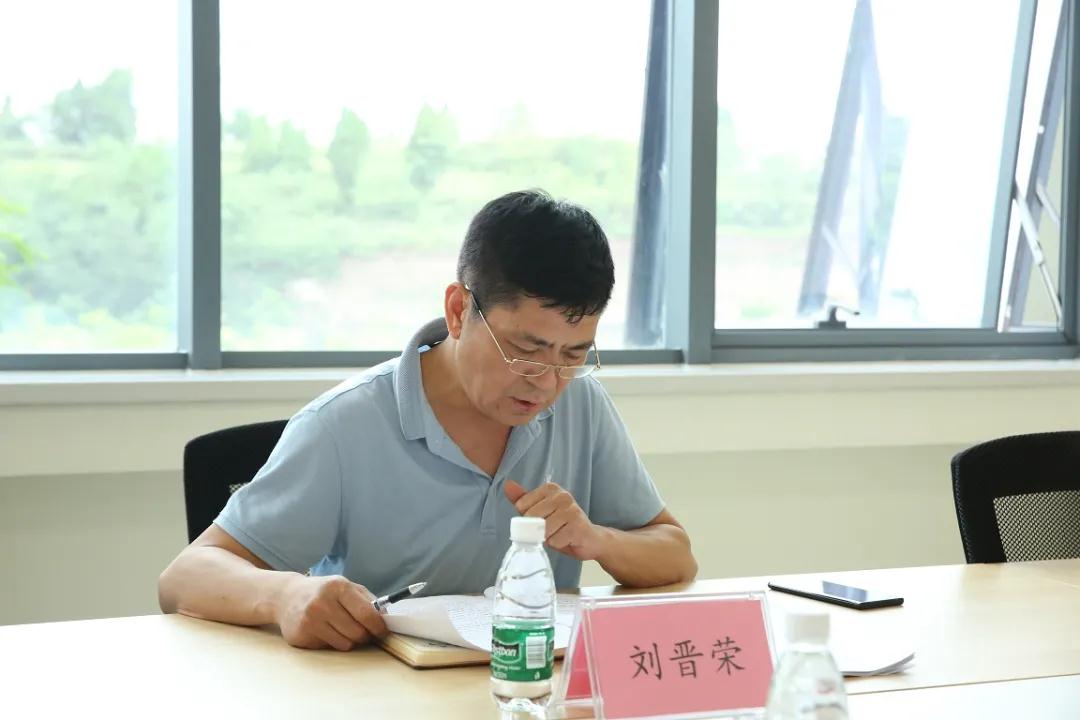 03.jpg