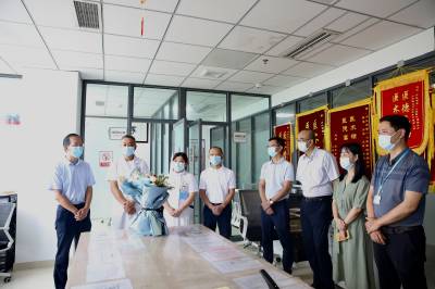 1661155825560821.jpg 刘书记.jpg