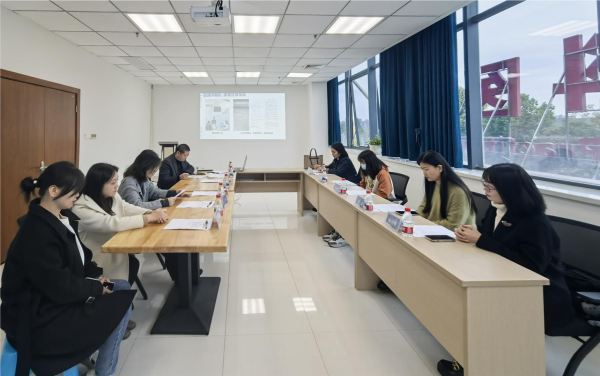医务部  四川省产前筛查质控专家组一行4人莅临我院.png