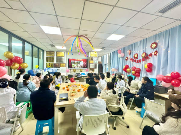 呼吸内科  荣休会.png
