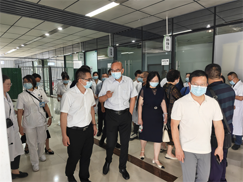 公共卫生科   市政协副主席林海亮带队专题调研.png
