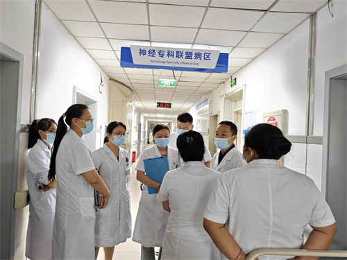 发展部   组织心内科到六医院开展帮扶活动.png